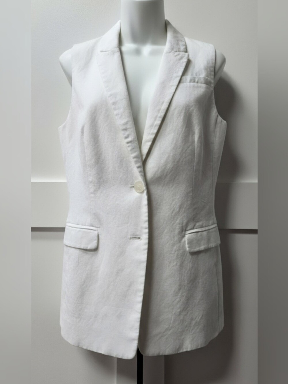 Sleeveless White Tailored Linen Blend Blazer Vest